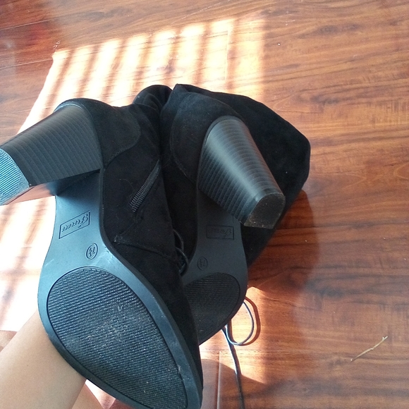 Heeled bootie bundle - Picture 10 of 16